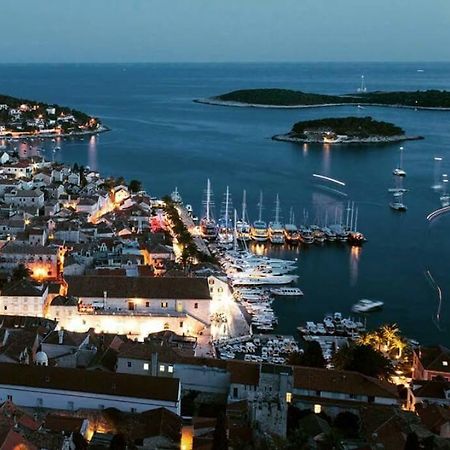 Apartments Jaksa Đảo Hvar Ngoại thất bức ảnh